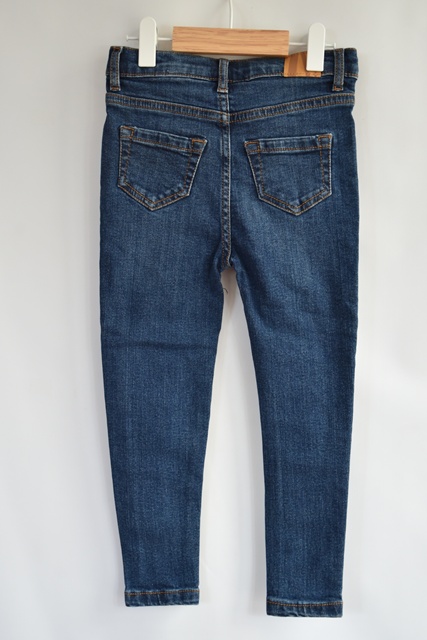 Džíny vel. 5 let, john lewis,110