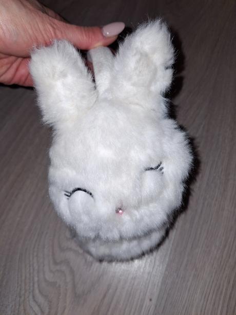 Plyšová sluchátka, 134