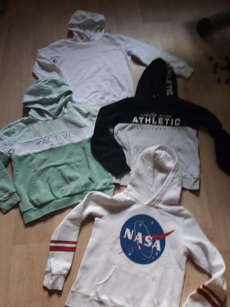 4x mikina mikča i jednotlivě 146/152, 146