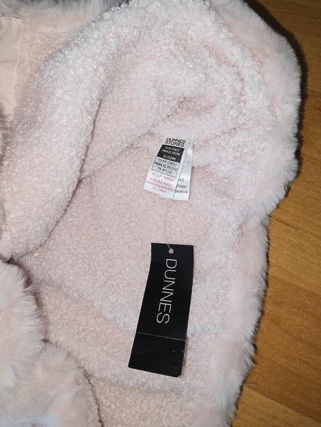 Zateplená vesta, 152