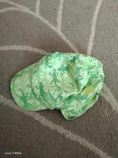 2 oboustranné kloboučky, 80