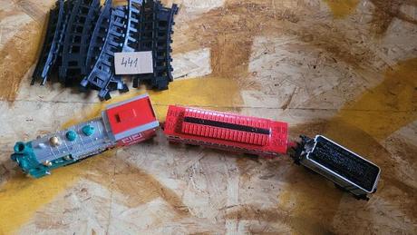 Mašina s vagóny a kolejemi, 