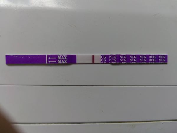 Viditelná čárka na testu 7-8 dní po ovulaci?