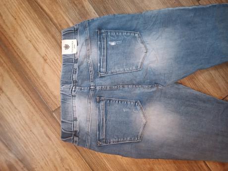 Džíny m, 38
