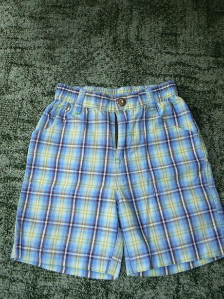 Kostkované kraťasy, 74