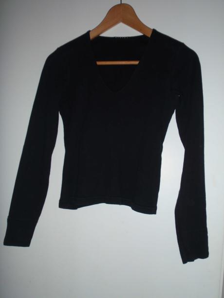 Černé triko s dlouhým rukávem, zn. sisley, praha 5, sisley,s