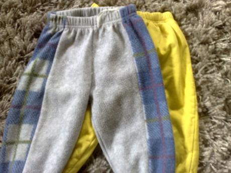 Dvoje teplé tepláčky, 80