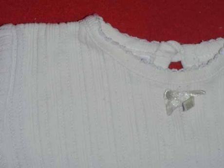 Bílé body dl. rukáv, 3d efekt - krajka, 68