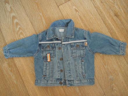 Džínová bundička, 86
