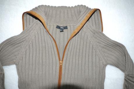 Hnedy svetr na zip, mango,s
