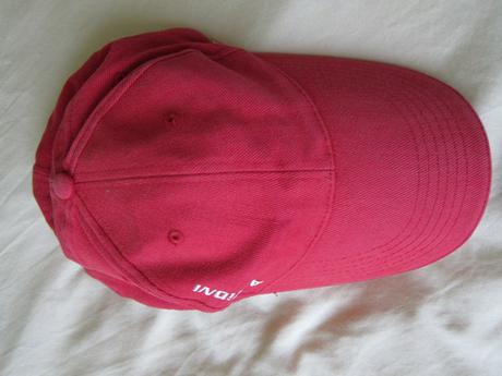 2x kšiltovky-všelijaké, m