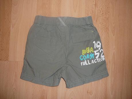 Šortky/kraťasy, c&a,92